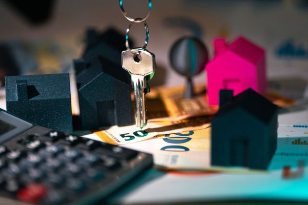 Comment se déroule l'exonération de la taxe foncière pour un logement neuf ?