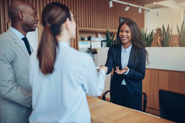 Quels sont les différents rôles d'un concierge efficace ?